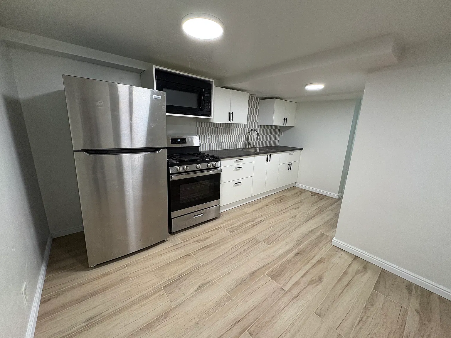 1 bed, $1,250 — Photo 3