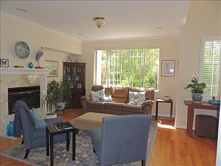 2nd image of 102 Elderberry Ct