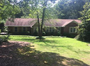 129 Rutledge Rd, Greenwood, SC 29649