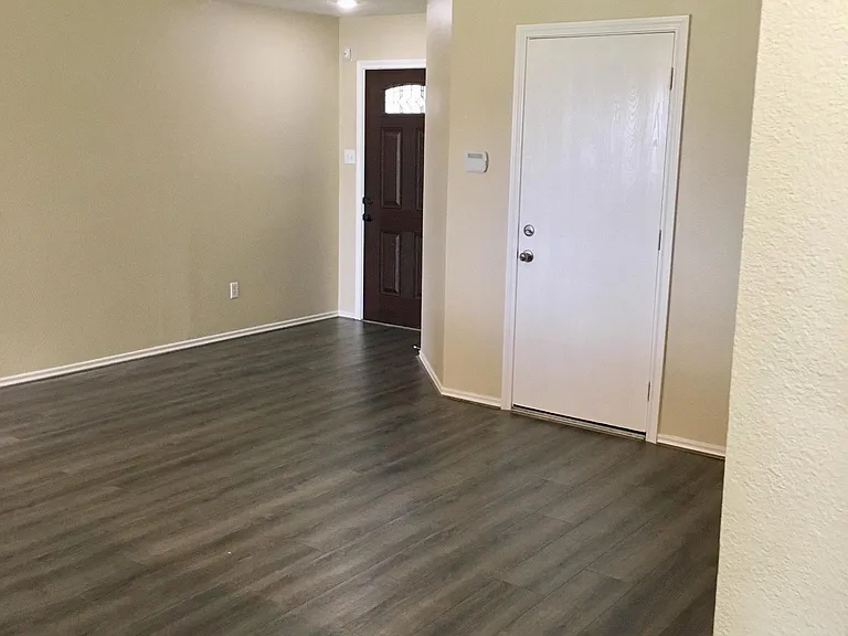 213 Silver Mist Cir — Photo 8