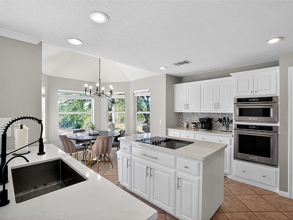 4th image of 13624 Trautwein Rd