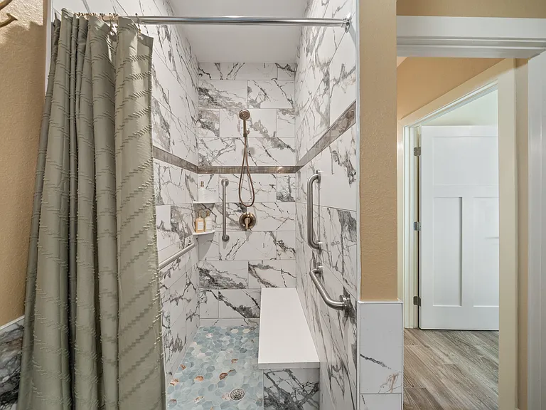 7405 Red Robin Ln #A — Photo 20