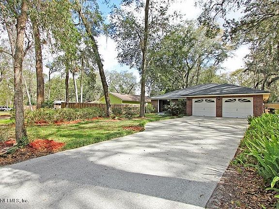 2nd image of 12749 Longview Dr W