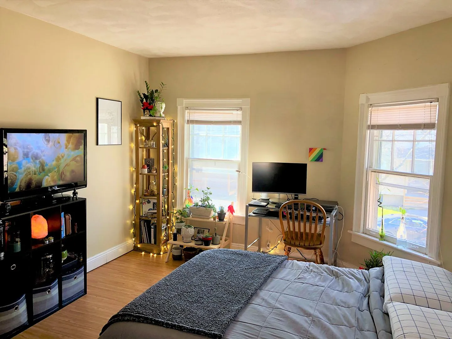 68 Walnut-available for 2025-2026 school year — Photo 2
