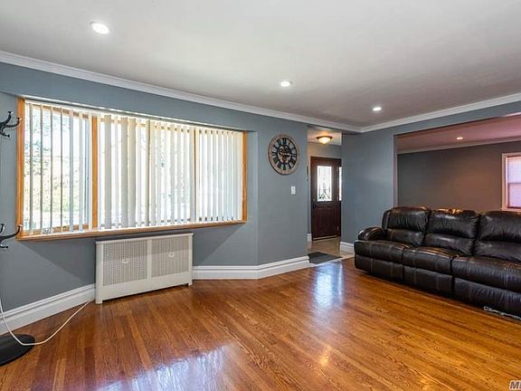 3rd image of 16 Evergreen Ave
