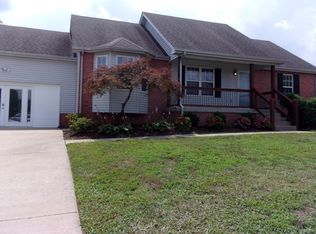 1049 Windtree Trce, Mount Juliet, TN 37122