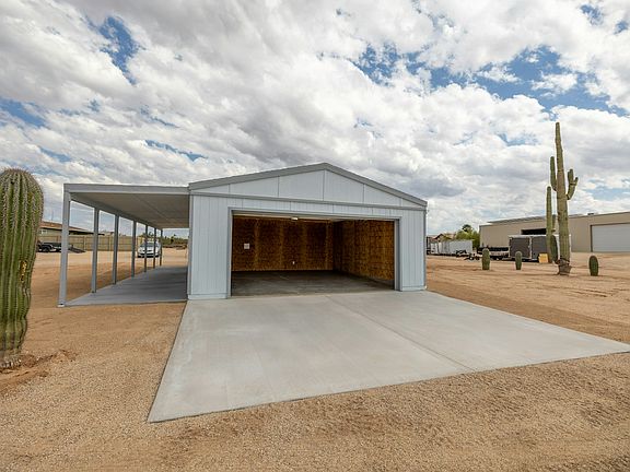 3rd image of 27038 E Lucia Dr