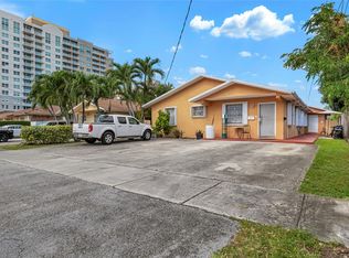 W D Sanfords, Miami, FL 33133