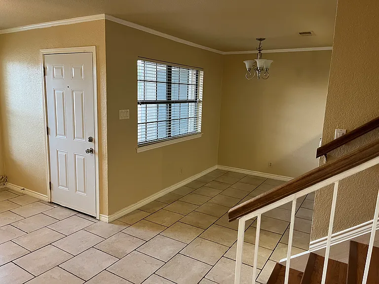 11610 Vance Jackson Rd #509 — Photo 6