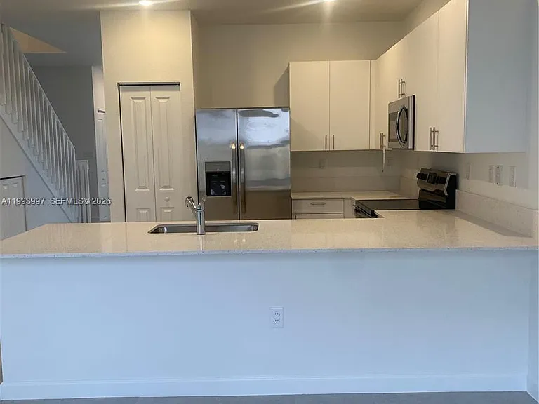 12773 SW 234th Ter — Photo 8