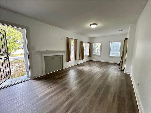 2nd image of 2861 Ralston Rd