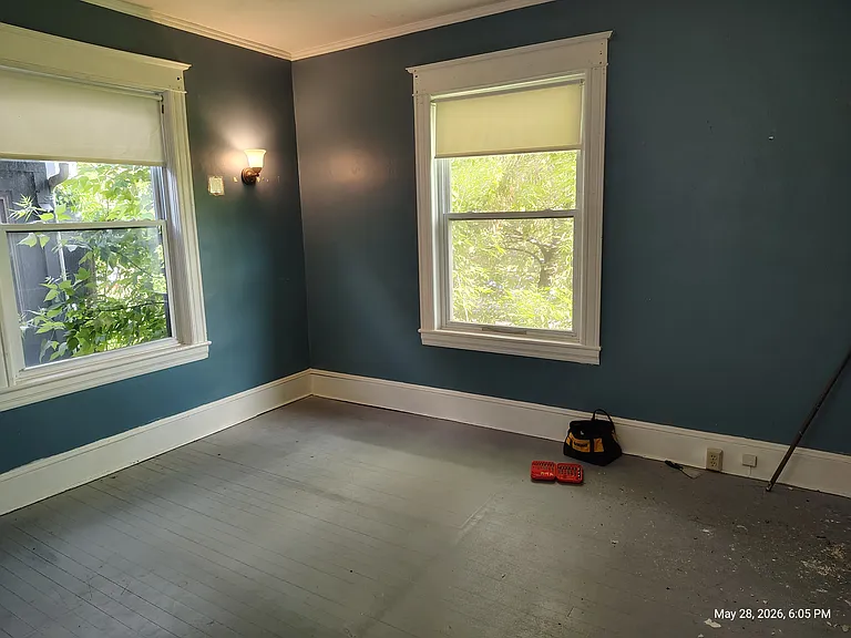 446 Tyler St — Photo 6