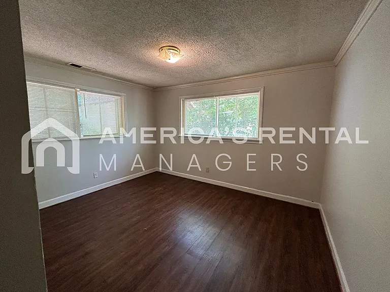 731 81st St S — Photo 21