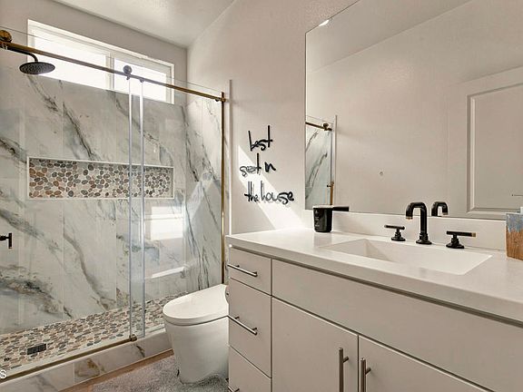 5th image of 28533 Foothill Way