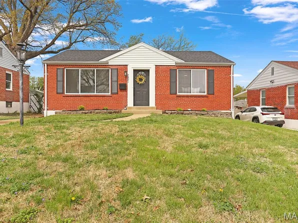 7821 Parkwood Dr, Saint Louis, MO 63123