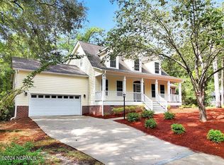 719 Alyssum Ave, Oak Island, NC 28465