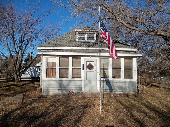 200 Oneill St, Upham, ND 58789