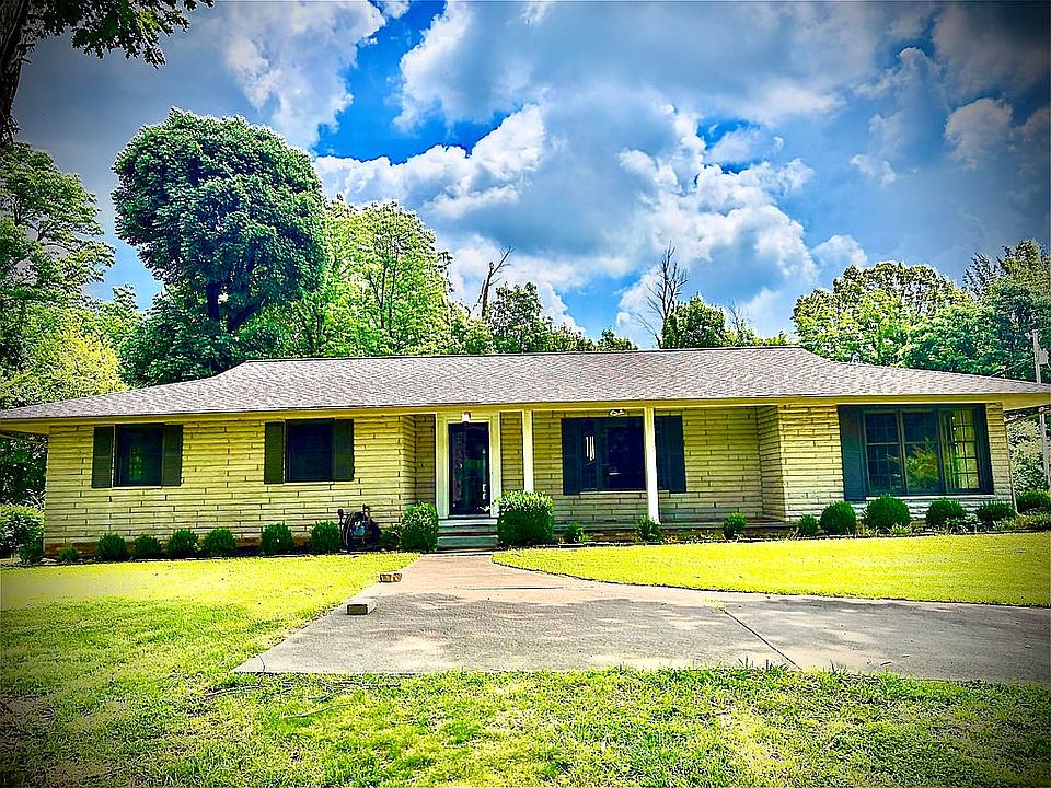 1st image of 404 Highland Church Rd