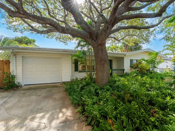 271 Fay Dr, Indialantic, FL 32903