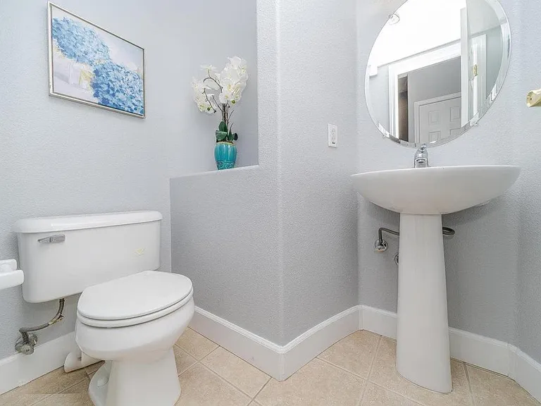 117 Serenity Pl — Photo 25