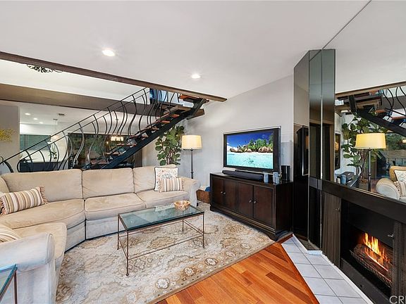 4th image of 1711 Camino De Villas