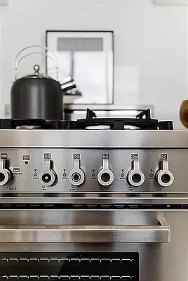 Rented by Corcoran | media 19