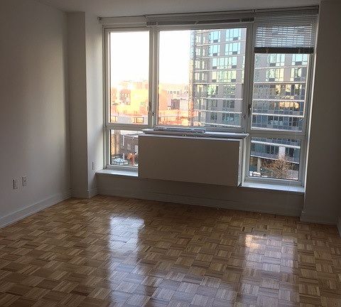 5th image of 4228 11th St #1510
