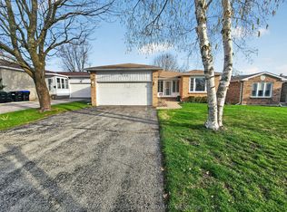 1032 Dominion Ave, Midland, ON L4R 1S9