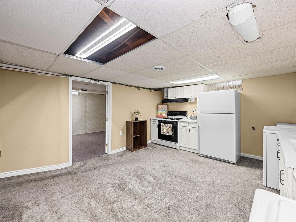 22609 Lake Dr, photo 22