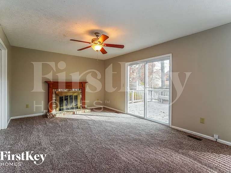 8900 Cornwallis Ct — Photo 3