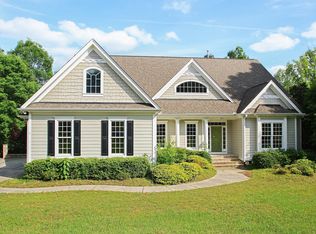 209 Townsend Dr, Clayton, NC 27520