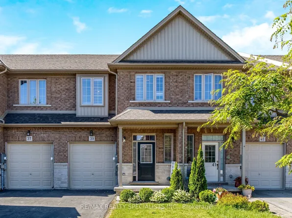 39 Fairgrounds Dr, Hamilton, ON L0R 1C0