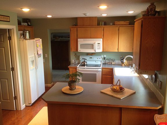 Kitchen w/pantry on left