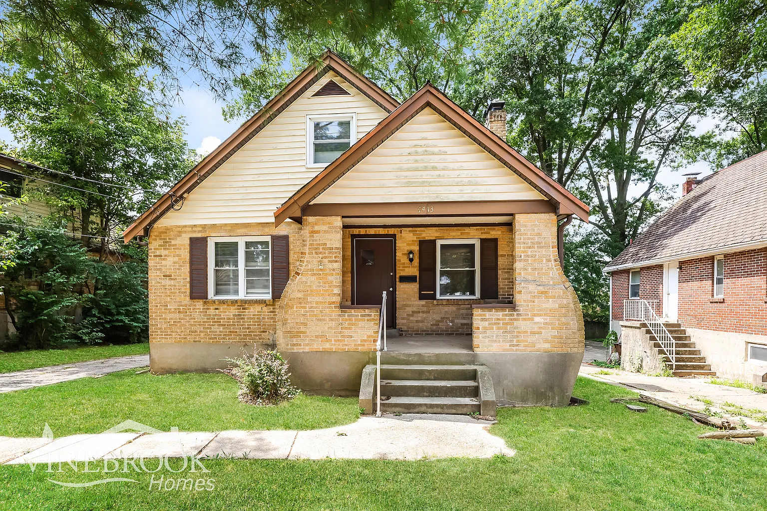 4413 Harrison Ave photo 1