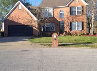 206 Dundee Ct, Versailles, KY 40383