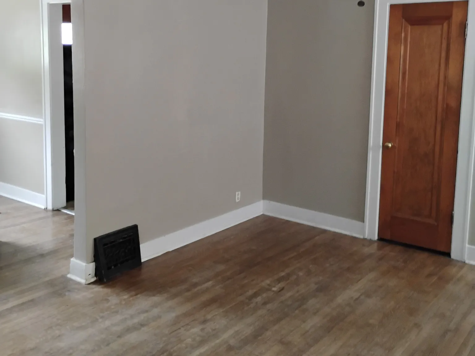3 bed, 1500 sqft, $2,150 — Photo 4