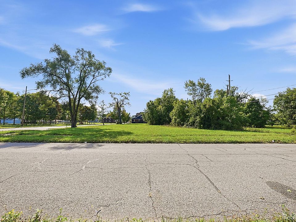 3075 Van Dyke St, photo 12