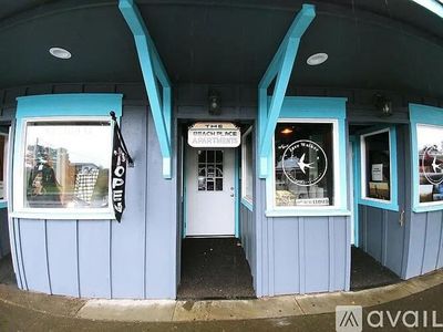 304 Pacific Ave S, Long Beach, WA, 98631