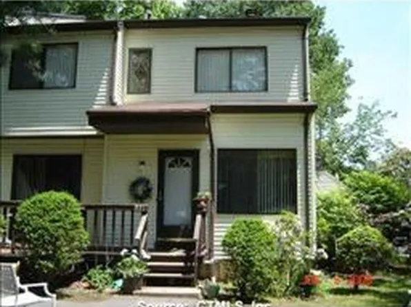 221 Cypress Rd, Newington, CT 06111