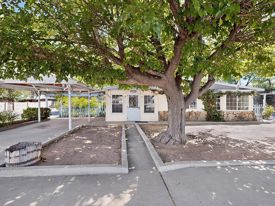 1st image of 1860 Elena Cir SW