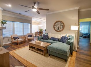 14011 Briars Cir #201, Midlothian, VA 23114