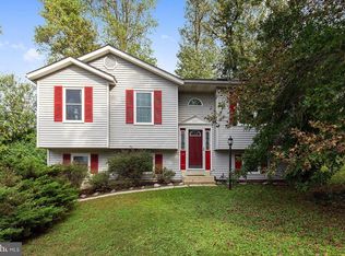 6577 11th St, Chesapeake Beach, MD 20732