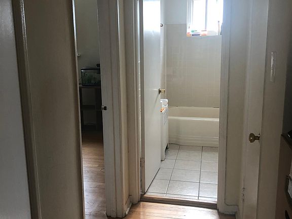 4th image of 6130 N Seeley Ave