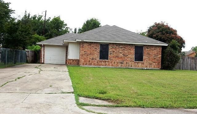 1st image of 1509 Windsor Dr