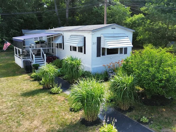 317 W Grove St, Middleboro, MA 02346