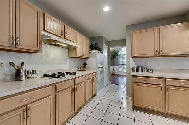 8801 Clearlake Dr — Photo 80
