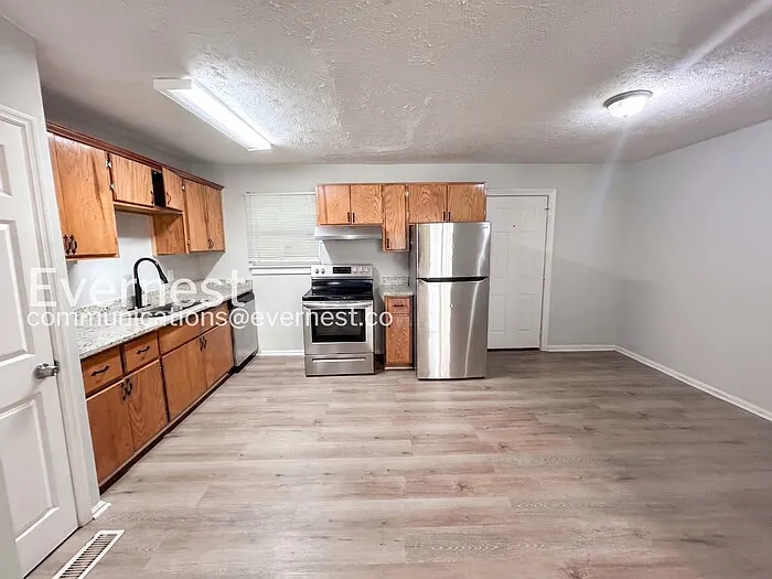 2199 Cherokee Valley Cir — Photo 4