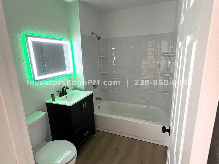 3351 Marion St #3 — Photo 6