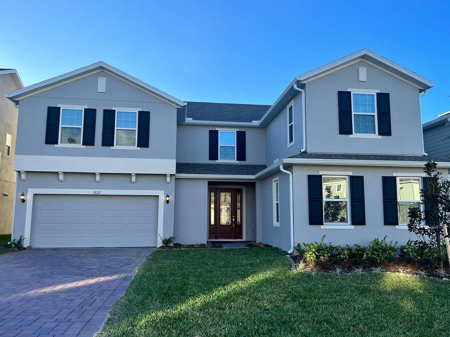 7 bed, 5.5 bath, 4700 sqft, $4,500 — Photo 1