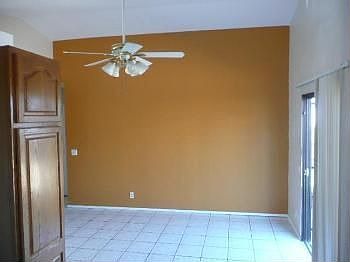 5th image of 3526 Vista Ln
